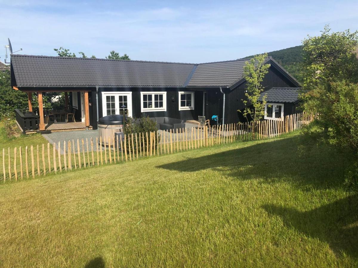 Kustelberg Lodges Медебах Экстерьер фото